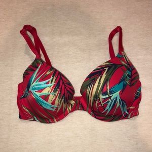 PINK Victoria's Secret Intimates & Sleepwear - VS PINK Tropical Print Wear Everywhere T-Shirt Bra PINK Victoria's Secret Intimates & Sleepwear - VS PINK Tropical Print Wear Everywhere T-Shirt Bra